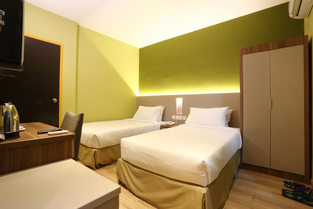 Capital O 9010 Yee Hotel Johor Bahru Zewnętrze zdjęcie
